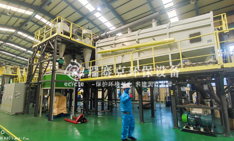 熱解廢舊鋰電池打粉處理生產線湖北客戶現(xiàn)場